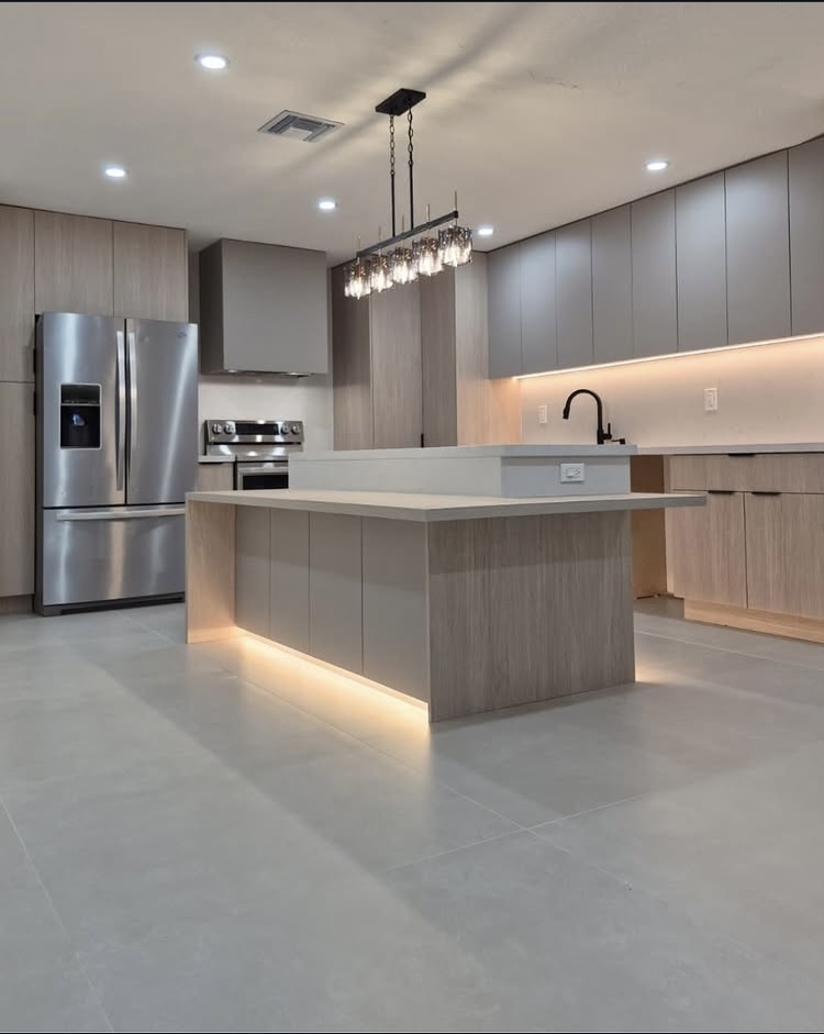 Modern kitchen remodeling with custom cabinetry and island in Palm Beach Gardens